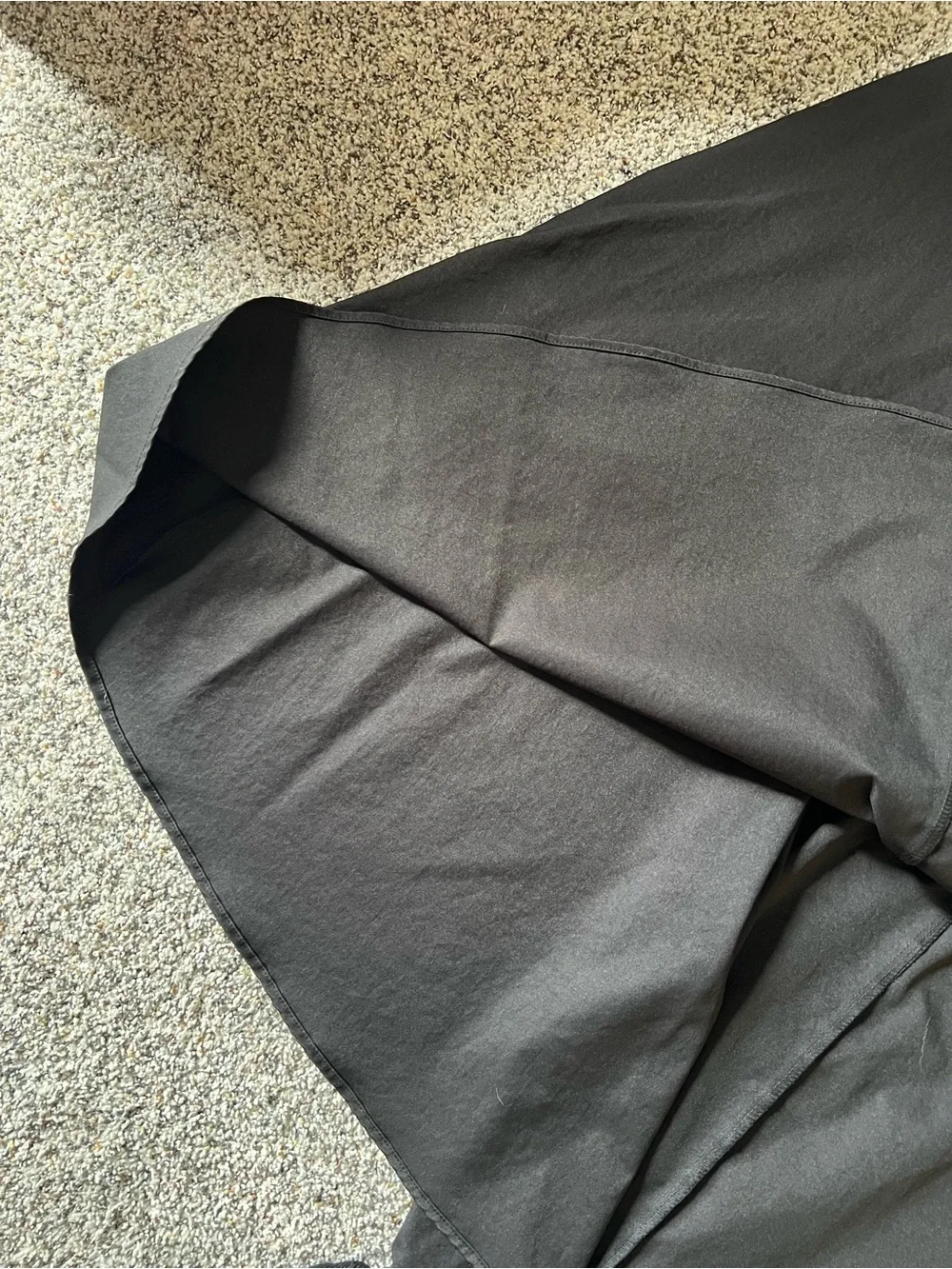 BloomChic Size 6X Black Midi Skirt